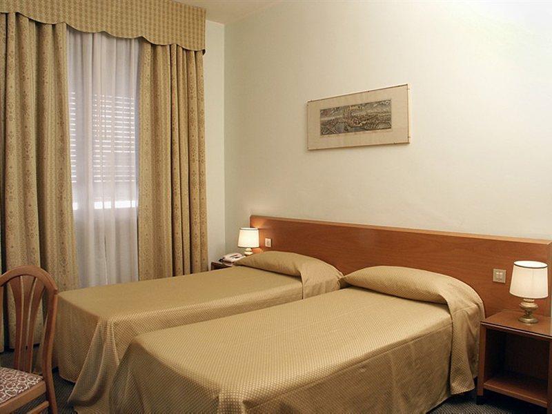 Hotel Terminus & Plaza Pisa Dış mekan fotoğraf